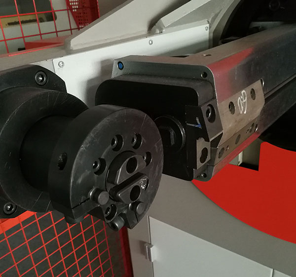 貝朗5700線材成型機機